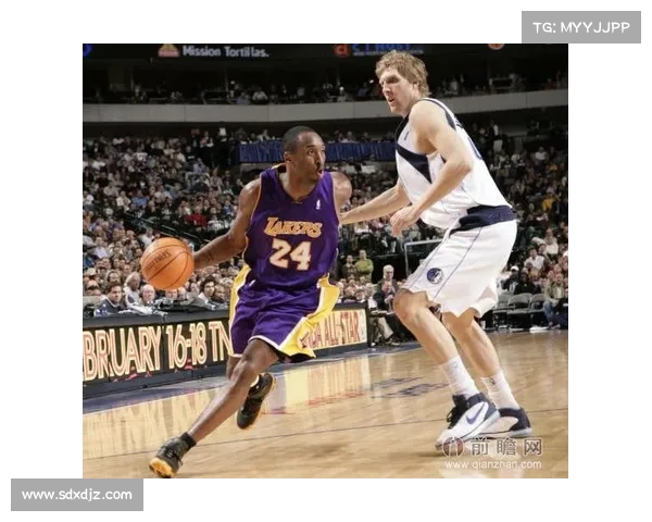 09:30视频直播NBA常规赛-达拉斯小牛VS金州勇士 09:30视频直播NBA常规赛-达拉斯小牛VS金州勇士